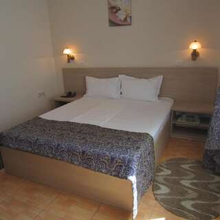 Отель Hotel Regal Эфорие-Норд Двухместный номер с 1 кроватью или 2 отдельными кроватями-8