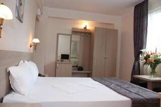 Отель Hotel Regal Эфорие-Норд Двухместный номер с 1 кроватью или 2 отдельными кроватями-14